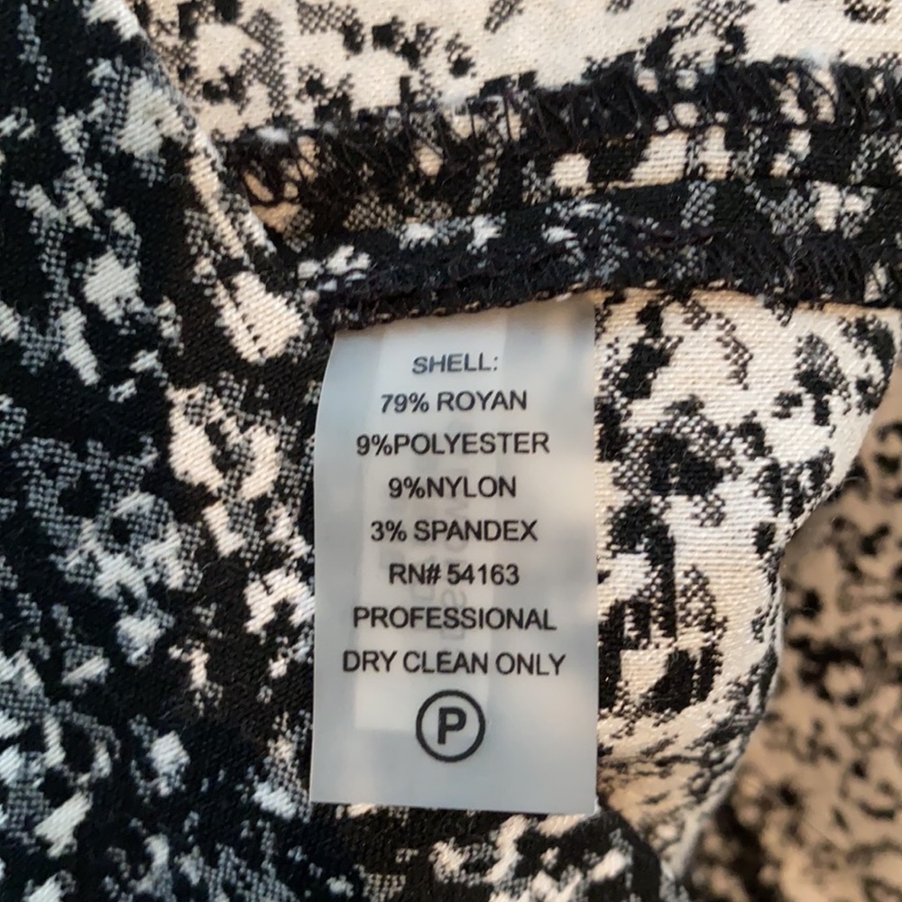 Calvin Klein black/white print dress size 4 - Picture 8 of 8